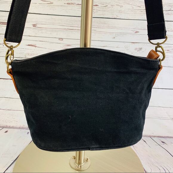 LIZ CLAIBORNE black Canvas eyelet purse - Picture 3 of 7